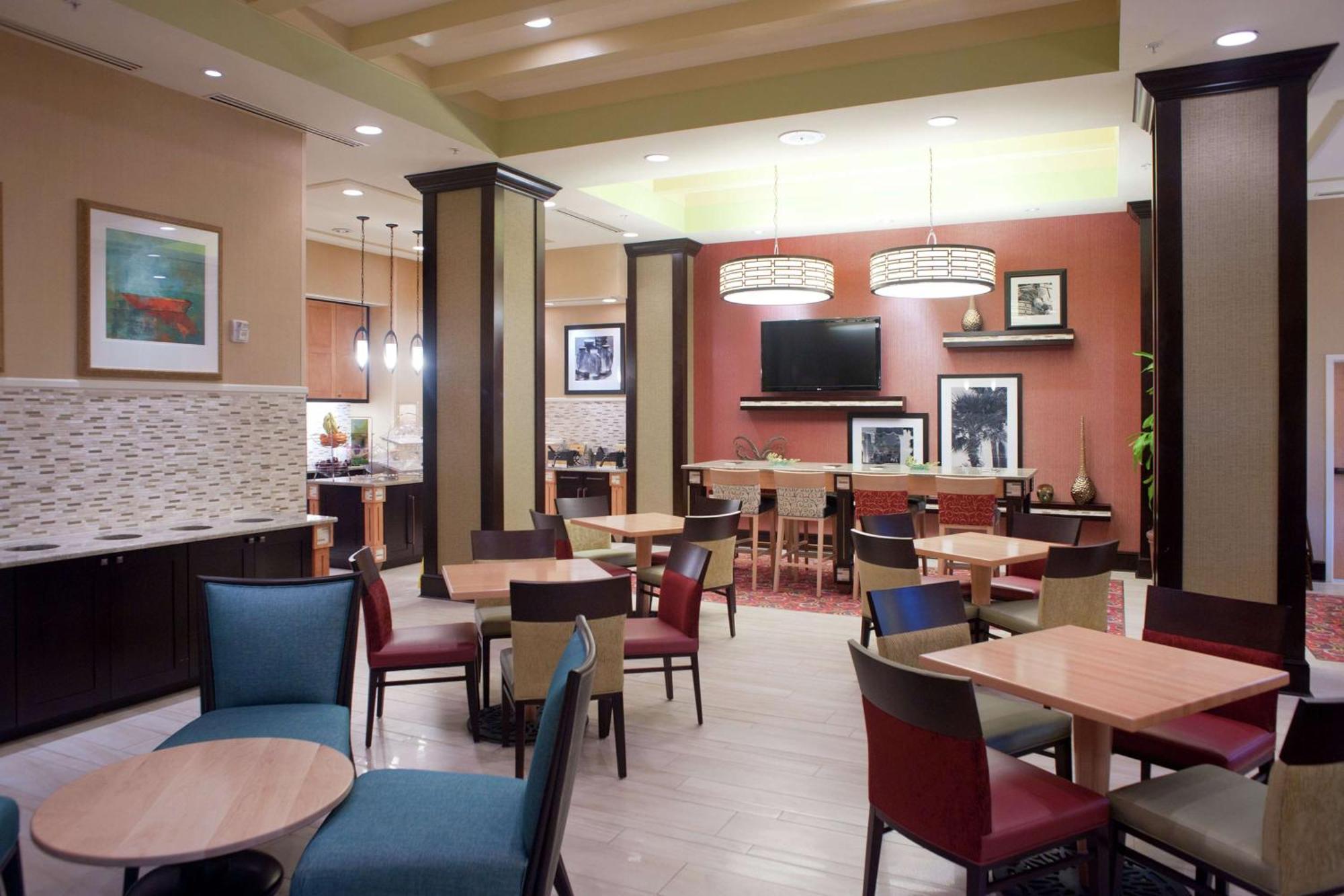 Hampton Inn & Suites St. Petersburg/Downtown Exteriér fotografie