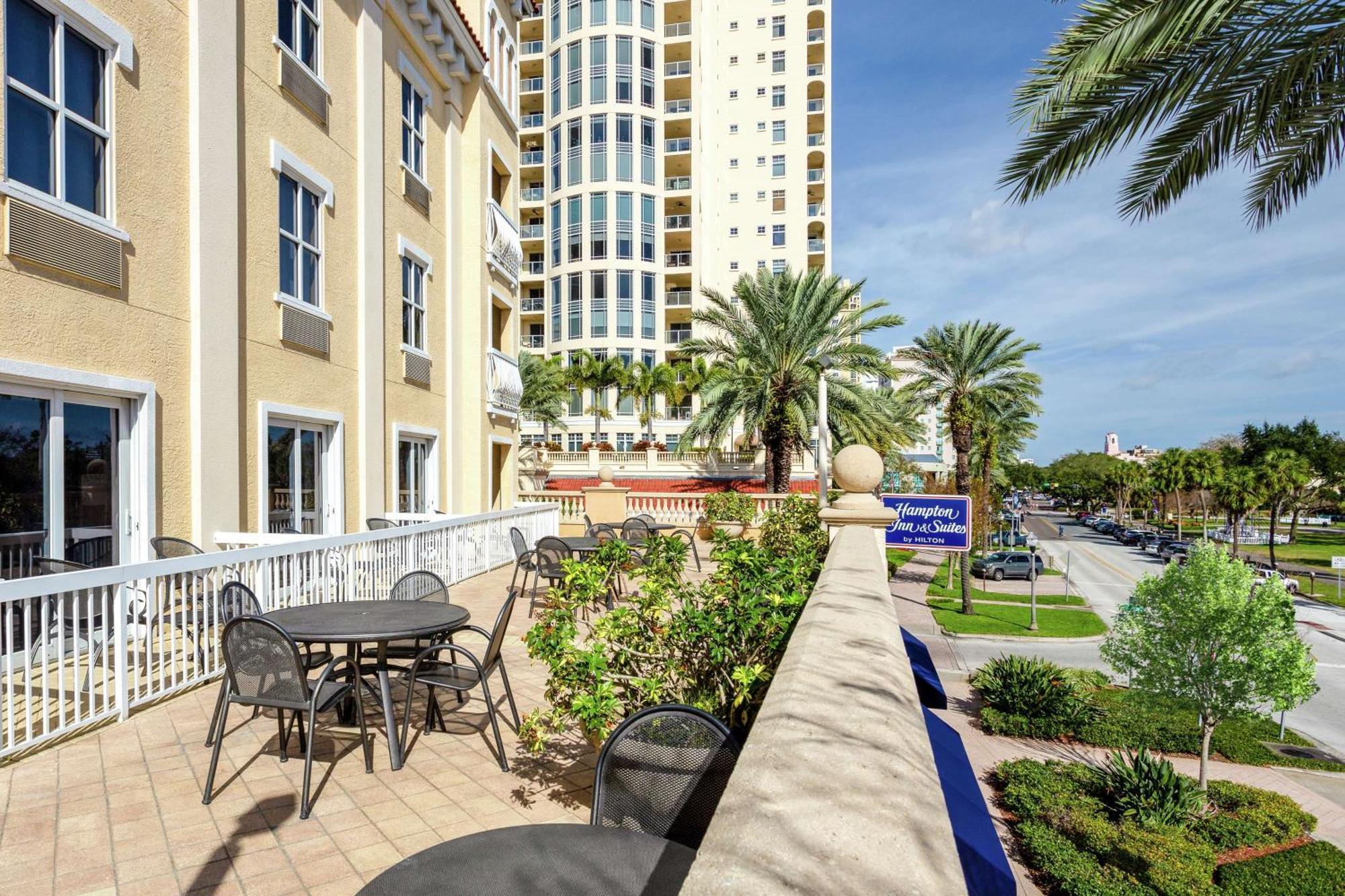 Hampton Inn & Suites St. Petersburg/Downtown Exteriér fotografie